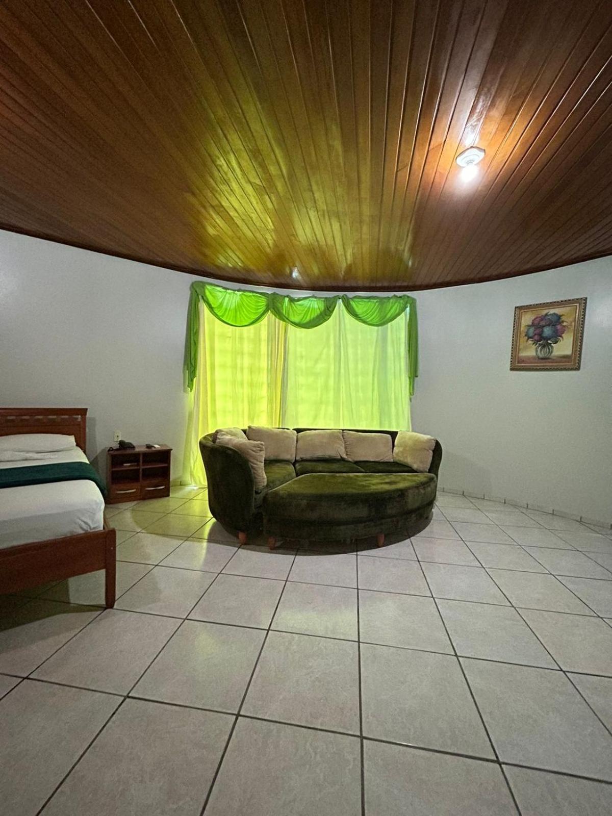 Swamy Hotel Cruzeiro do Sul  Phòng bức ảnh